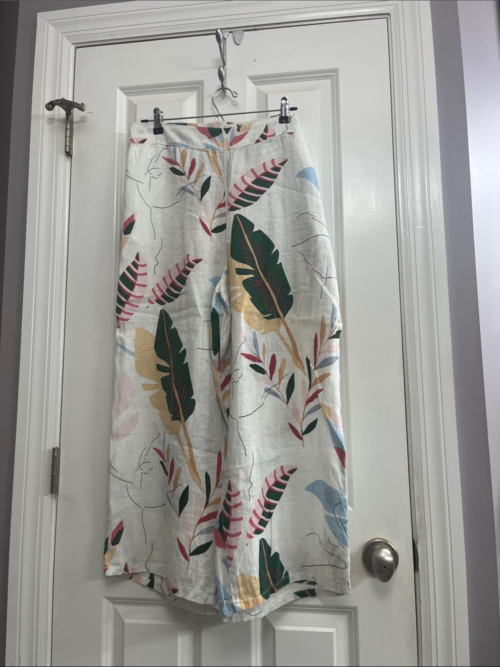 Cynthia Rowley White Linen Wide-Leg Pants with Tropical Leaf Print